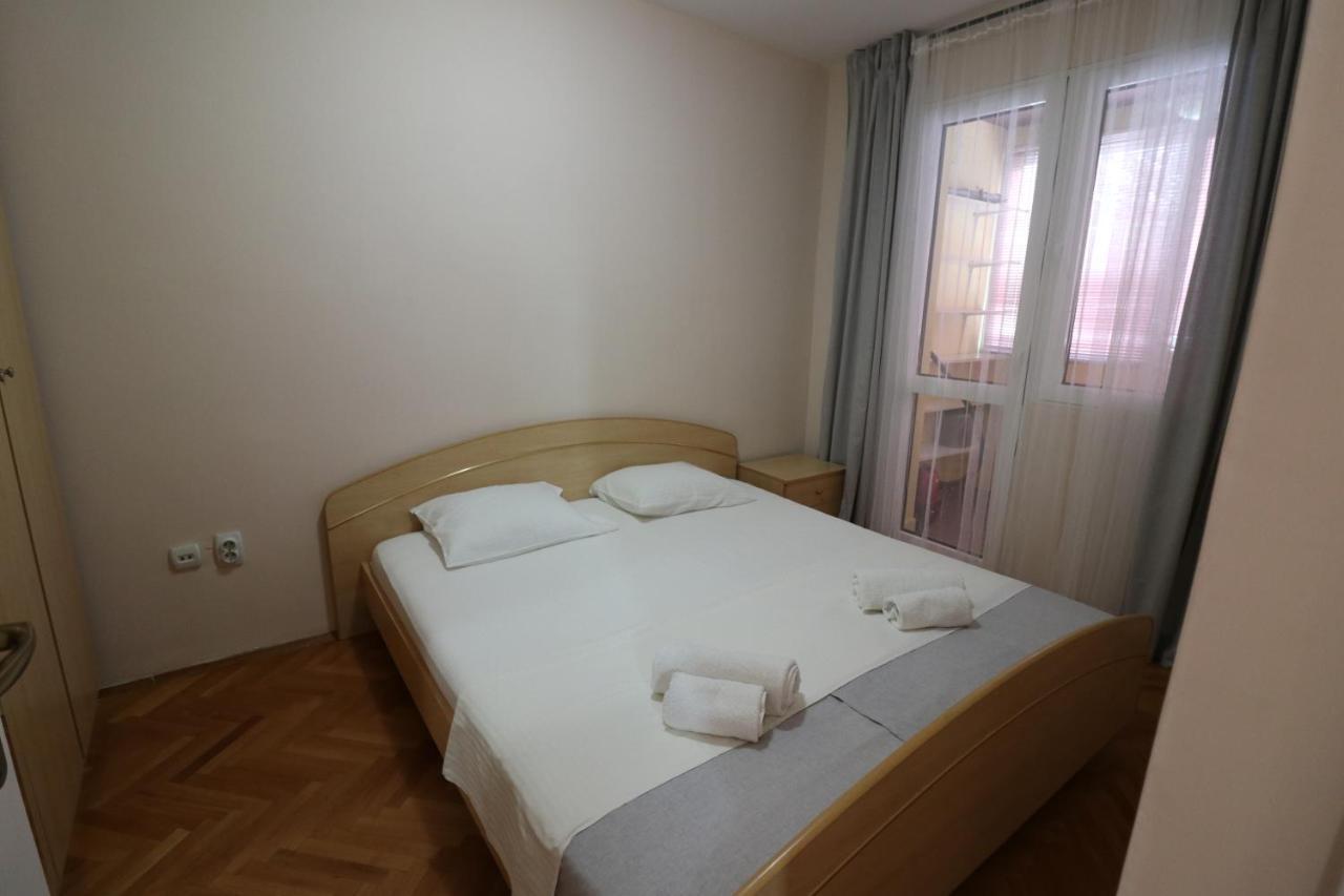 Apartment Nina Kotor Exterior photo